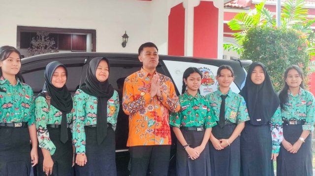 Mas Ibin Pastikan Layanan Pendidikan Kota Blitar Tidak Diskriminatif, Siswa Luar Kota Bisa Dapat Seragam Gratis