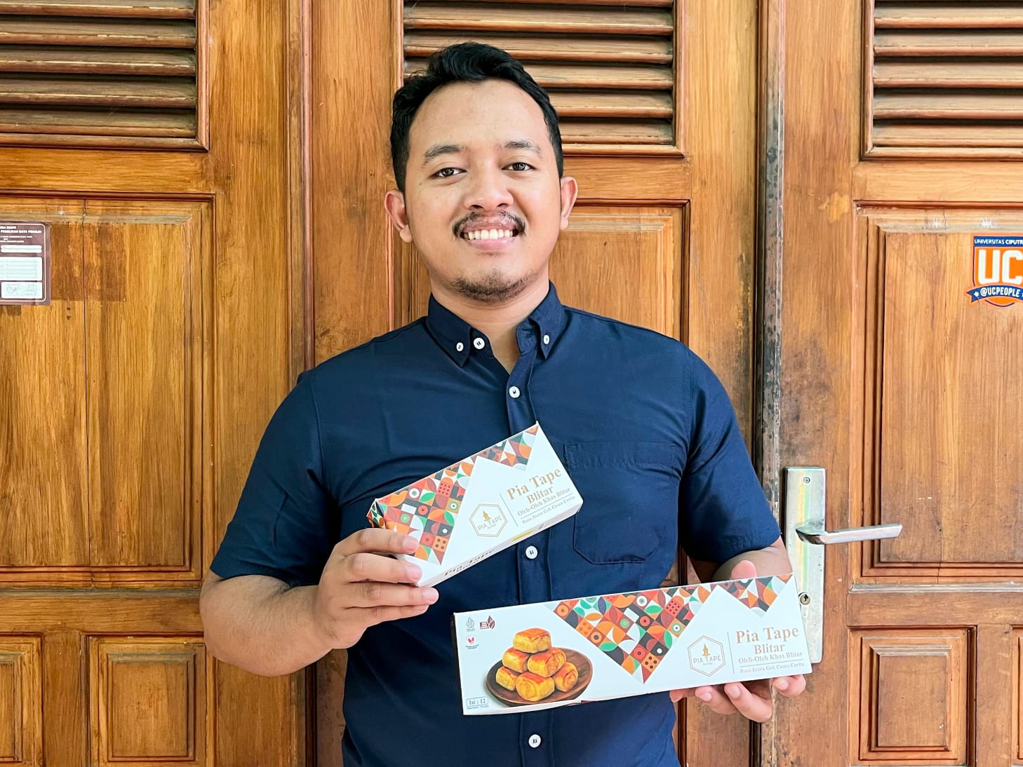 Ujang Pandu, Pelopor Oleh-oleh Pia Tape Khas Blitar