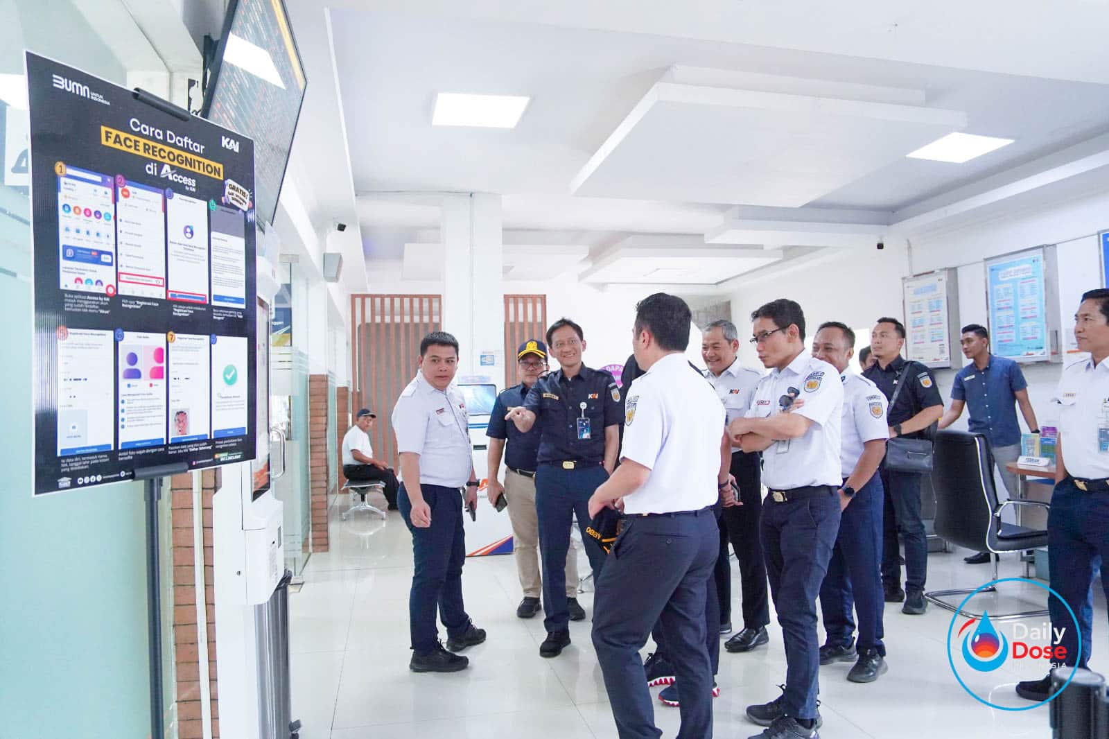 Dirut KAI Tinjau Daop 7 Madiun, Perkuat Bisnis Transportasi Menuju Standar Global