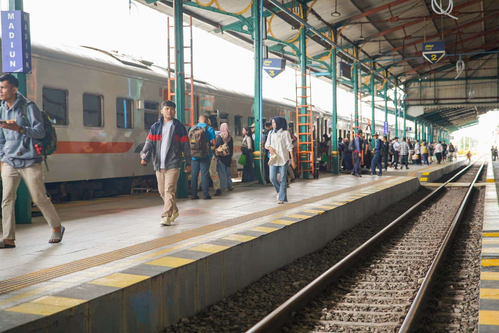Diskon Tiket Kereta Api 10 Persen ke Santri, Daop 7 Madiun Dukung Mobilitas dan Dakwah Pesantren