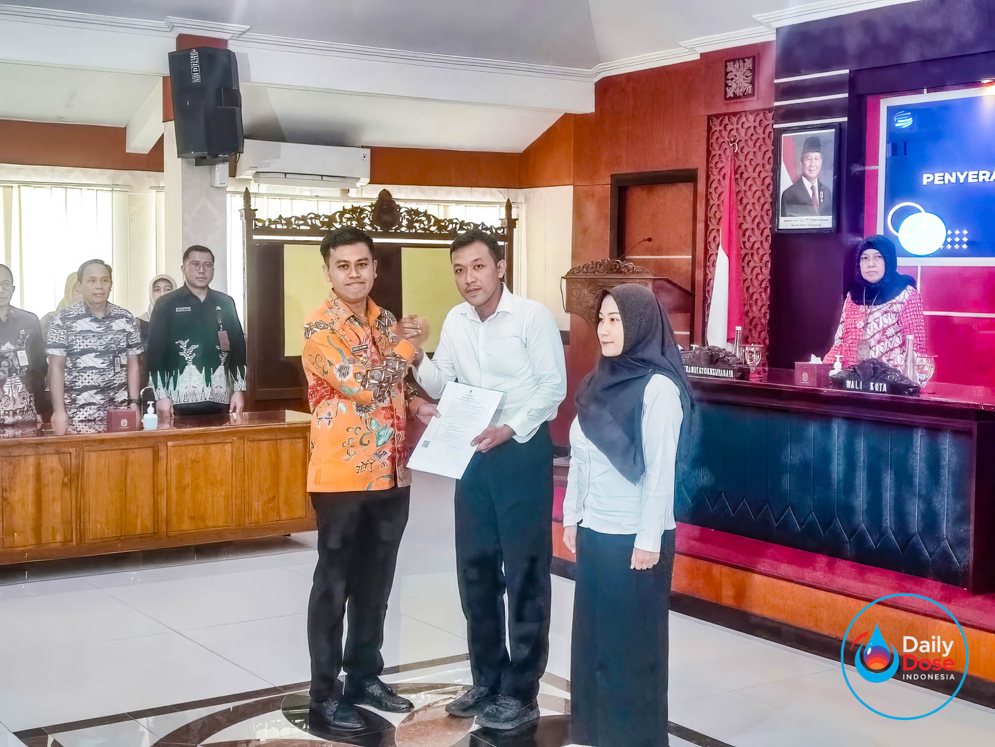 PPPK Kota Blitar Formasi 2024 Tahap 2 Dapat SK Pengangkatan dari Wali Kota, Mas Ibin: Harus Jadi Pelayan Masyarakat, Bukan Pengeluh