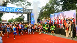 Lewat PENATARUN HKN 2025, RSUD Ngudi Waluyo Wlingi Satukan Tenaga Kesehatan dan Warga dalam Budaya Olahraga