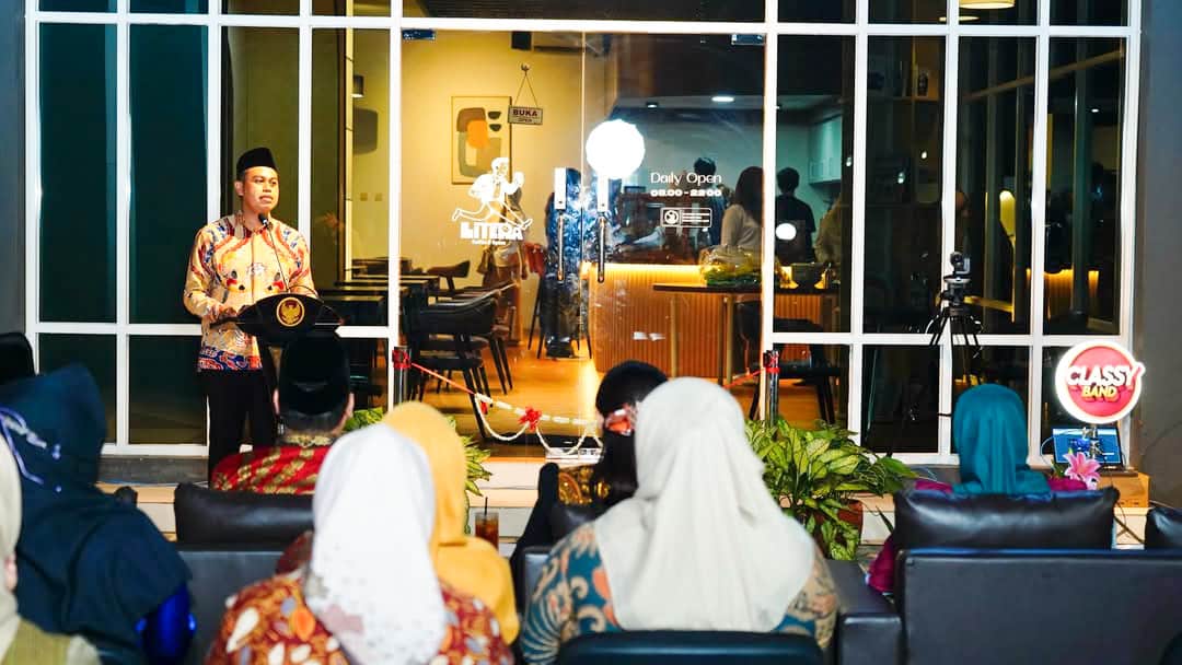 Ibin Resmikan Kafe Literasi Kota Blitar 1 April 2026