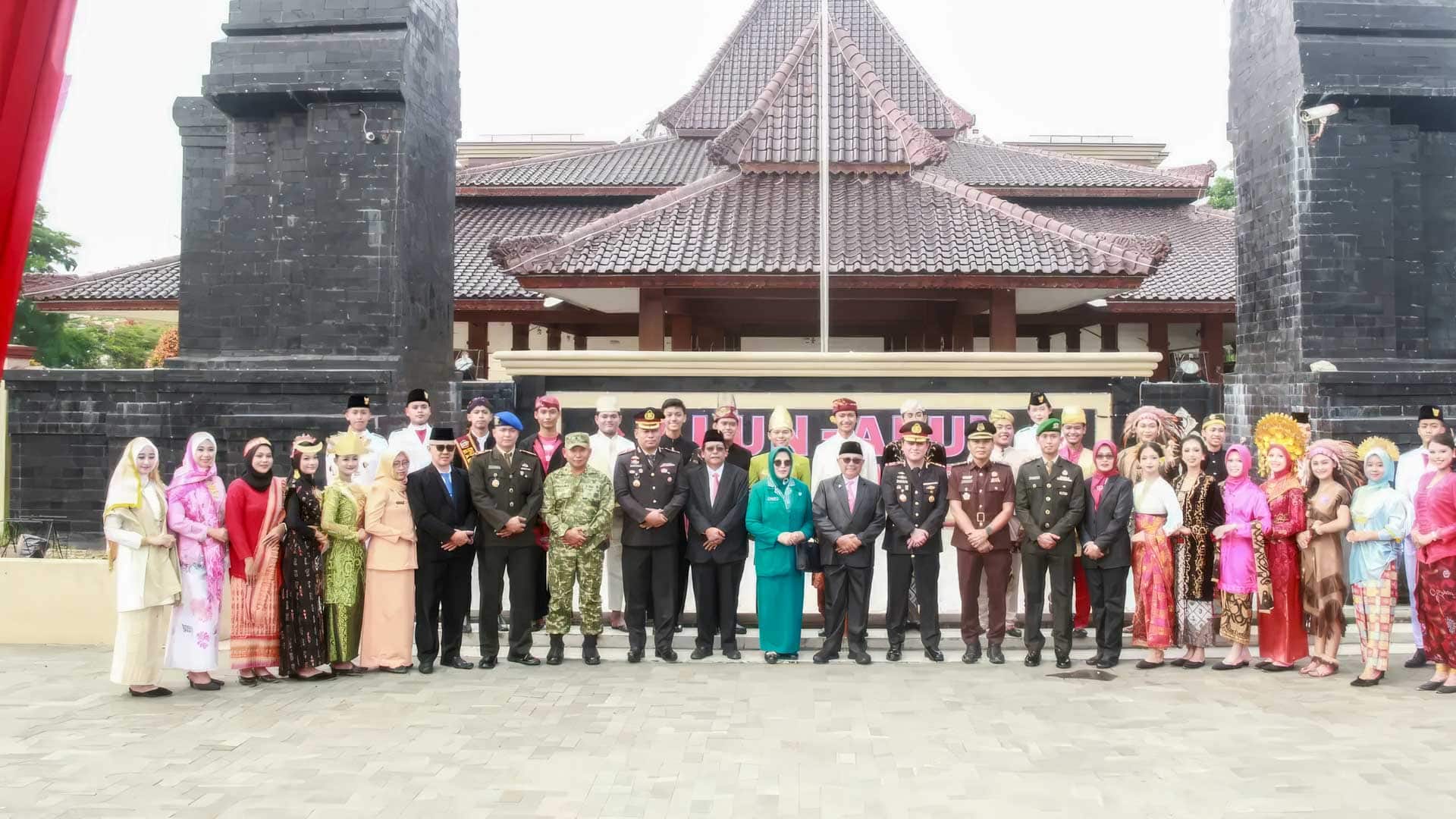 Hari Sumpah Pemuda 2026, Ketua DPRD Kabupaten Blitar Supriadi Dorong Generasi Muda Berinovasi dan Berkontribusi bagi Daerah